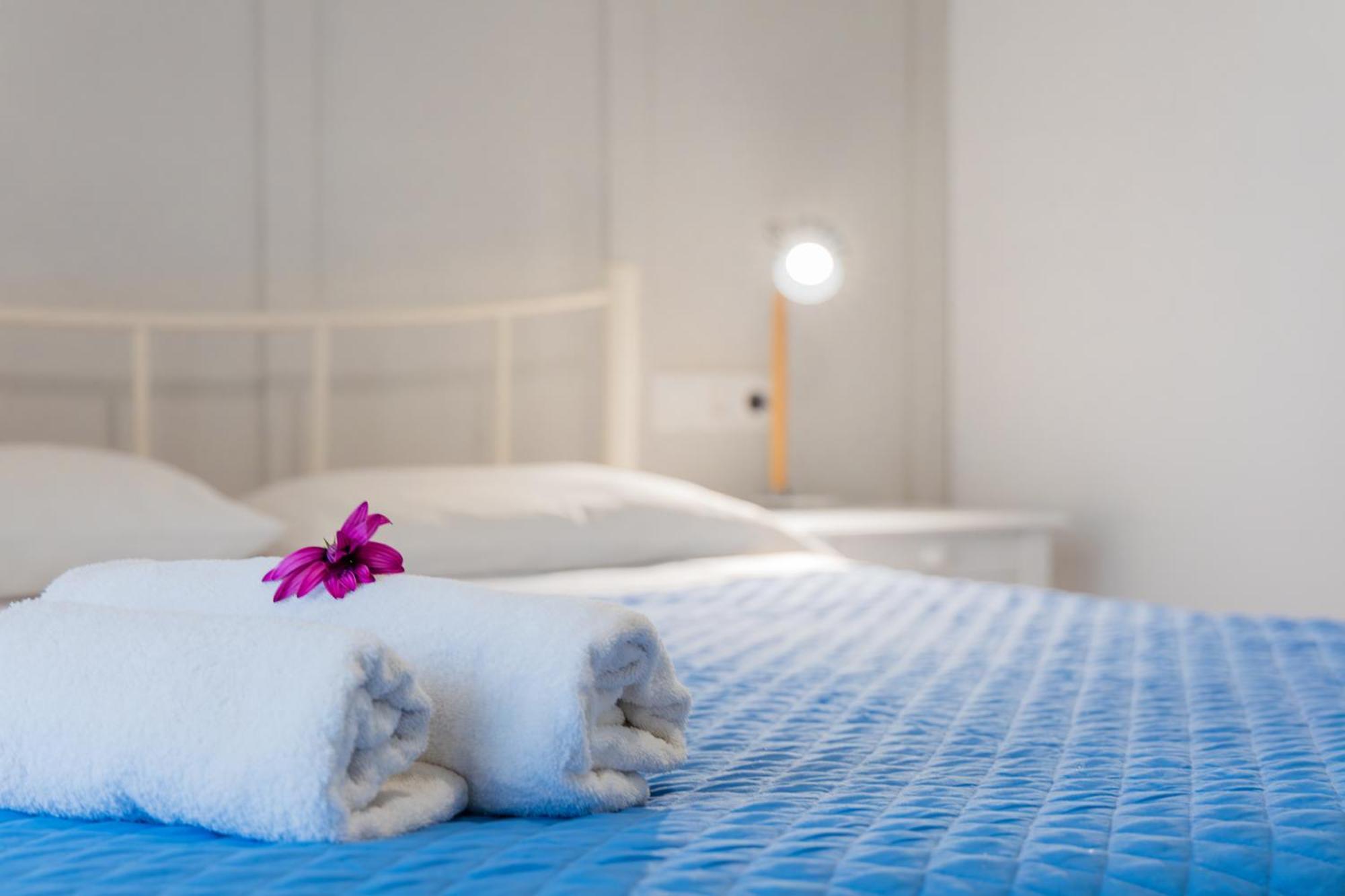 Lena Kassiopi Apartments ภายนอก รูปภาพ